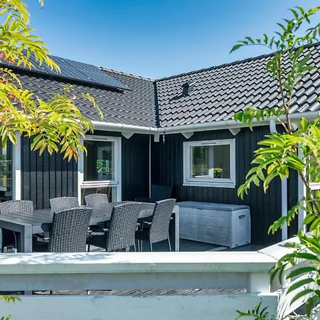 Nyaraló 6 Person In Ansager-by Traum